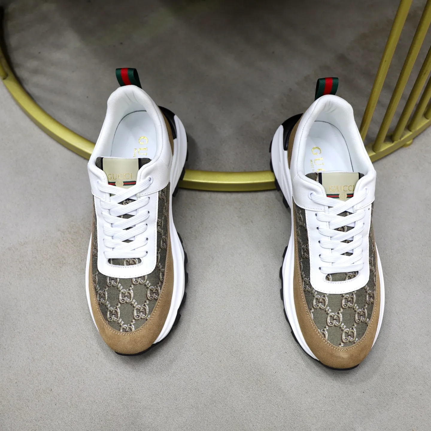 Ex-factory price: 462💰🙅‍♂️🙅‍♂️🙅‍♂️ Brand: GUCCI Standard code: 38-44 (45 customized) Grade: Same as the official website Material: Original leather splicing, comfortable and breathable lining, original wear-resistant outsole Style category: Men's fashionable casual shoes, running shoes, noble luxury brand elements, top luxury Color: actual picture color